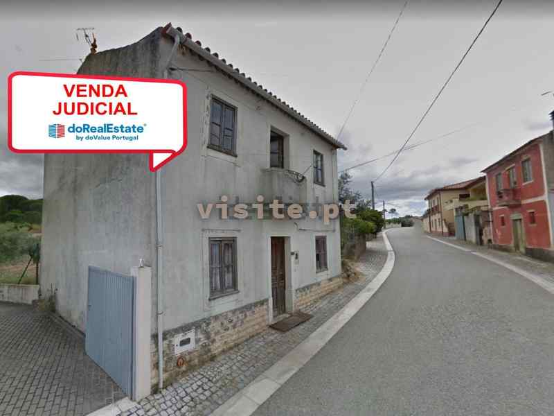 Casa ou moradia à venda na rua Principal Condeixa a Velha e Condeixa a